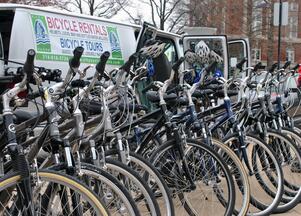 Chris Gerli of City Cycling Tours of Forest Park provided bicycles